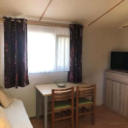 Κάμπινγκ De Parpaillon