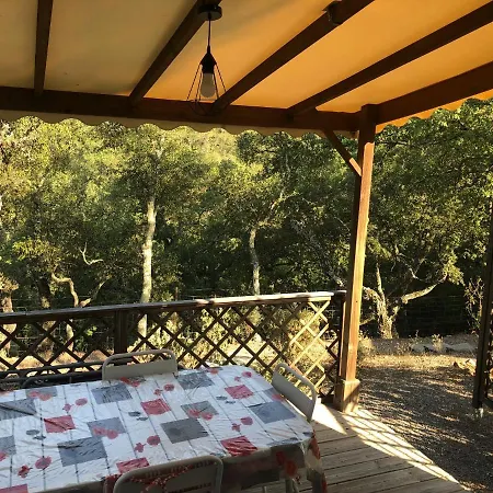 De Parpaillon Camping *
